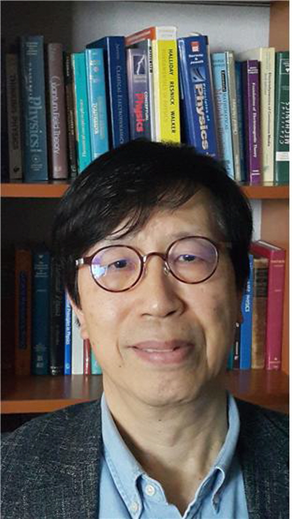 꾸미기_사본 -성우경교수.jpg