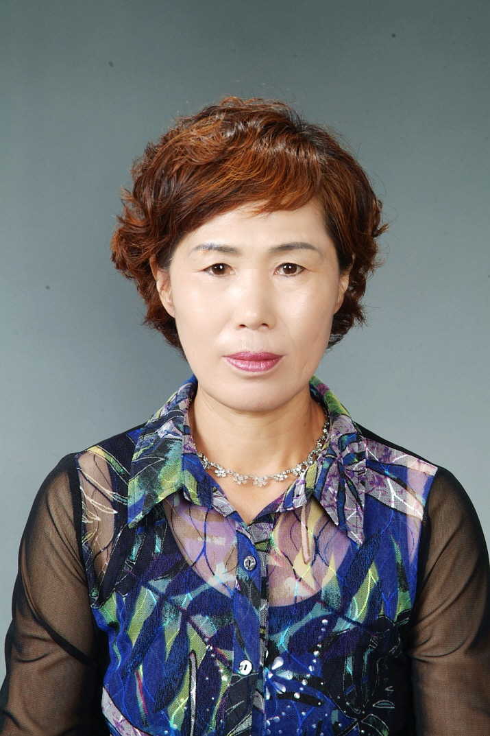 꾸미기_사본 -3-2. 사진(새마을여인상 대상 수상)(황명자).jpg