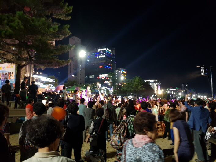 꾸미기_정치 2.jpg