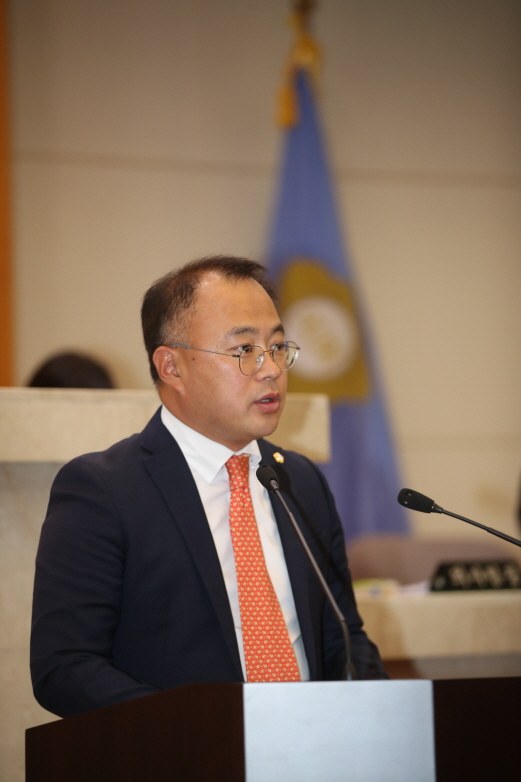 5분자유발언하는 배상신 의원.JPG