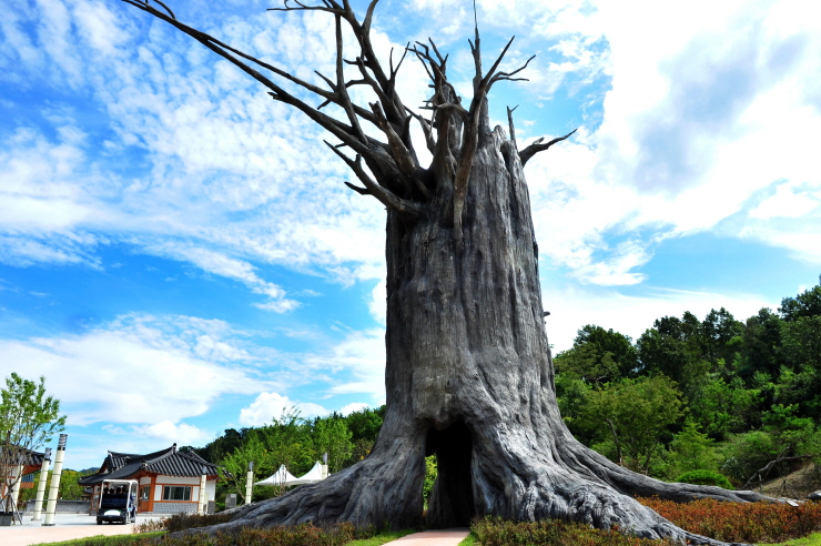 꾸미기_200622_삼국유사 테마파크 개장 특집_문화관광과(3).jpg