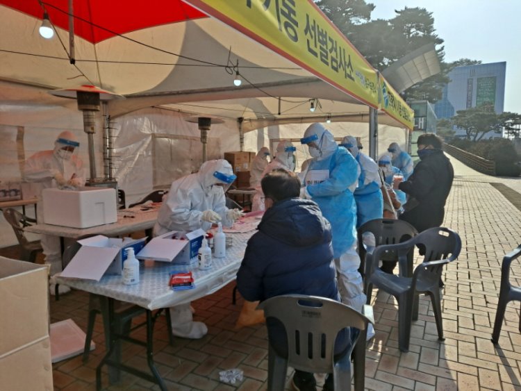 꾸미기_210130 포항시, 코로나19차단을 위한 지역 내 의료지원 및 미담이어져.jpeg