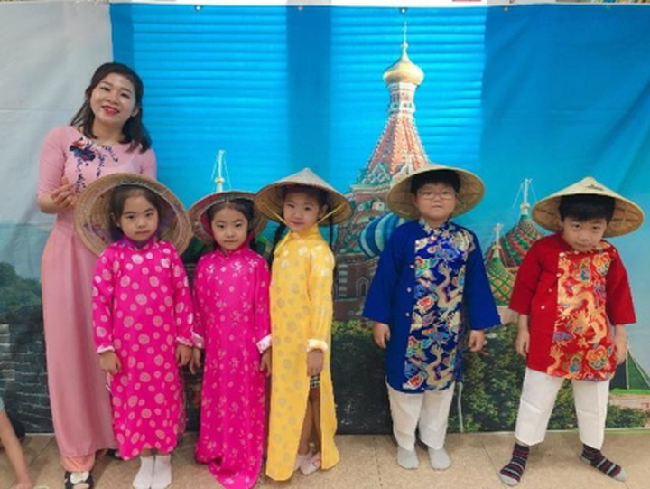 꾸미기_유치원생 대상 다문화 이해교육 모습.jpg