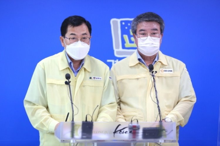 꾸미기_주낙영 경주시장.jpg