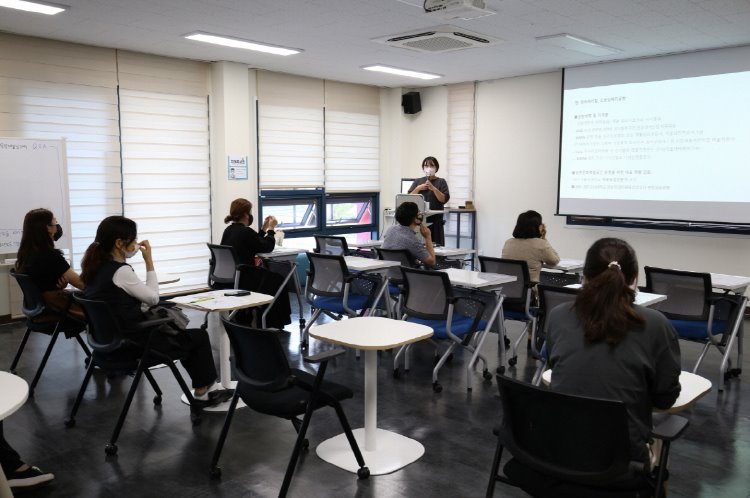 210927 포항시 청년창업LAB, 청하체리힐 배금령 대표 초청 창업특강 실시2.jpg