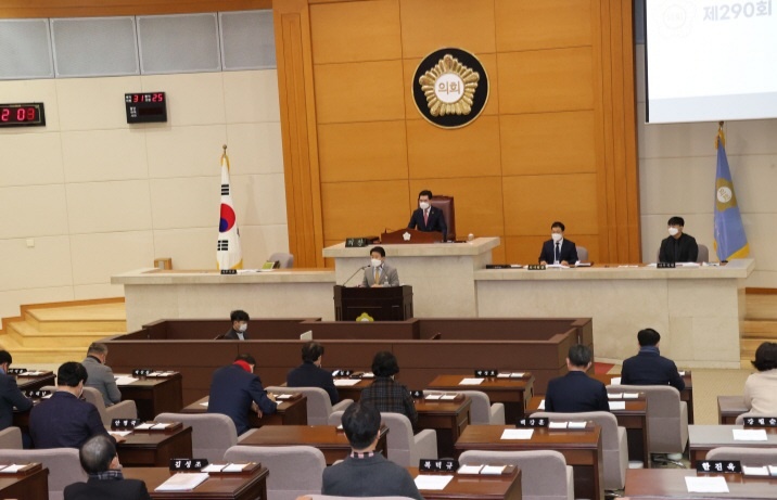 포항시의회 장종용.jpg