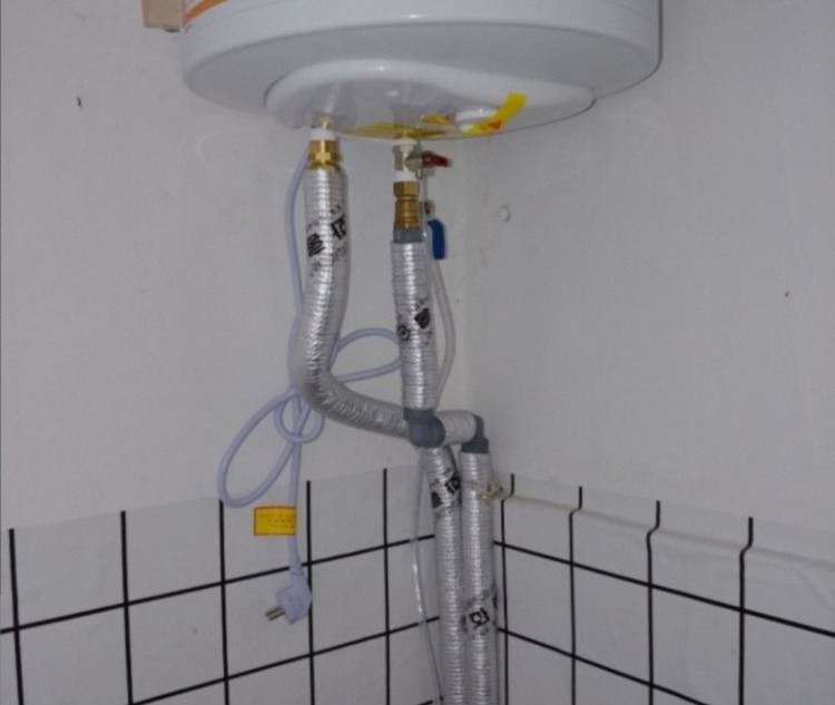 [꾸미기]전기온수기 자료사진.jpg