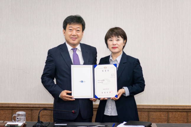 박상연 부군수(우측).jpg