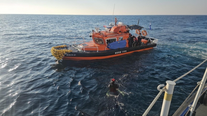 [꾸미기]울진 조업선장 숨져.jpg