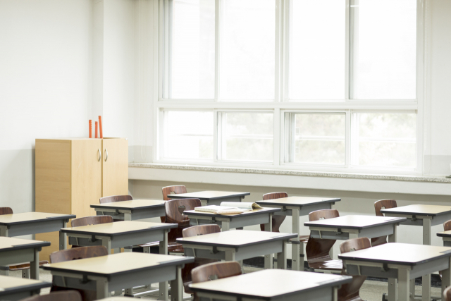 학교 무단침입.jpg