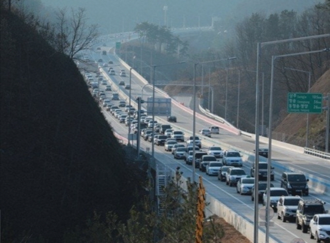 [꾸미기]울진 포항간 고속도로 자료사진.jpg
