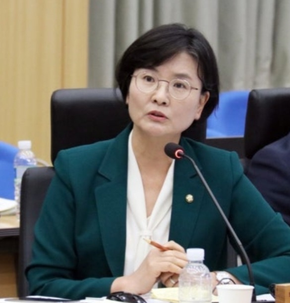 임미애 국회의원.jpg