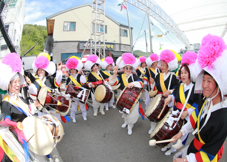 [꾸미기]1-5.사진(제21회 영양 산나물 축제 성황리).jpg